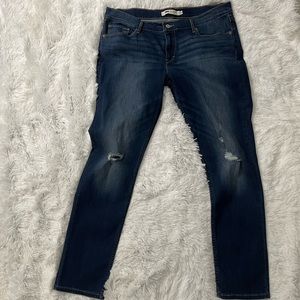 Levi’s 524 Skinny Ripped Jeans, size: US 15